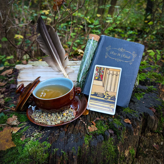 Lucky Leaf Teas Coven's Comfort 25g Herbal Tea Infusion